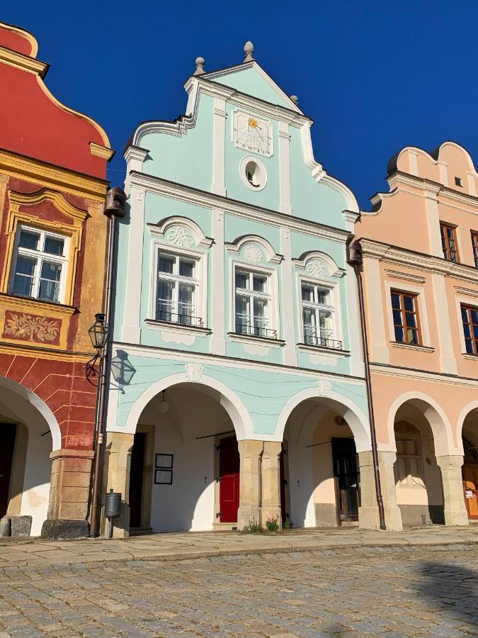 Penzion Secese Telc Bagian luar foto